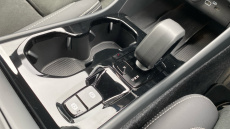 Volvo XC40 2.0 B4P Plus Black Edition 5dr Auto Petrol Estate